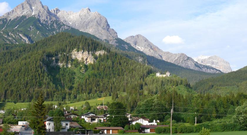Gasthof Hubertus Saalfelden Номер фото