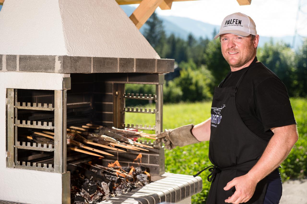 Gasthof Hubertus Saalfelden Екстер'єр фото